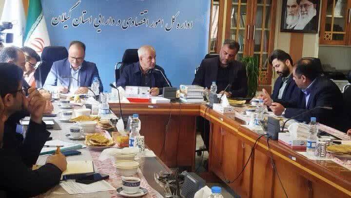 نشست نمایندگان گیلان با مدیران بانکها و بخش خصوصی؛ تأکید بر چابکسازی دولت و اصلاح نظام بانکی