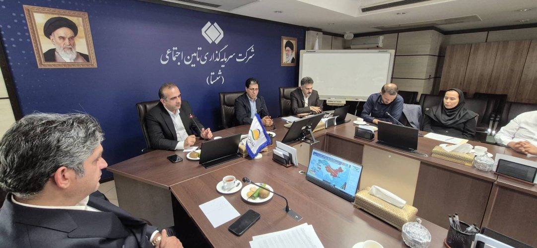 نشست بررسی فرصتها و ظرفیتهای كریدور و بازارهای اوراسیا از طریق منطقه آزاد انزلی