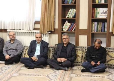مراسم گرامیداشت اربعین حسینی و بزرگداشت رهبر شهید برگزار شد