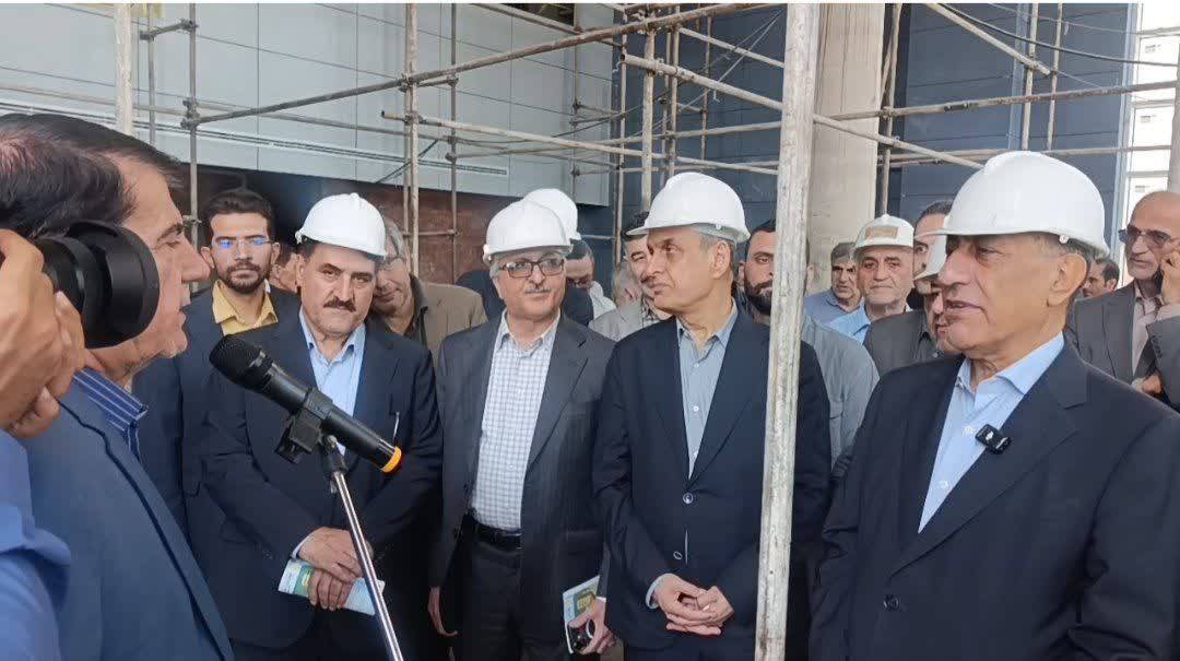 بازدید معاون اجرایی رئیسجمهور از بیمارستان ۴۲۱ تختخوابی لاکان رشت
