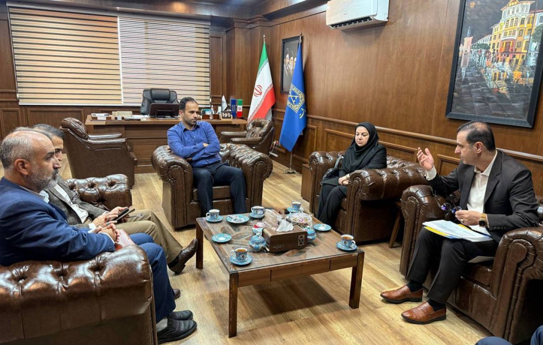 دیدار مدیرکل پست گیلان با شهردار رشت با محوریت پروژه «جینف»