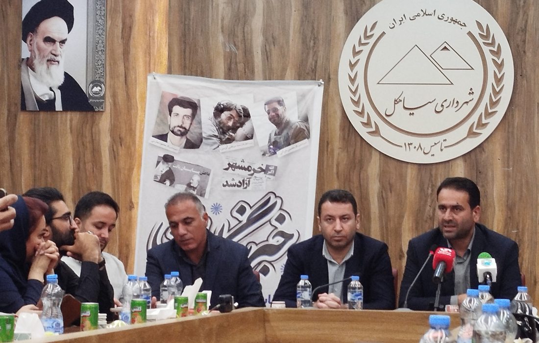 خبرنگاران نقش اصلی را در ایجاد همدلی و ارتباط میان مردم و مسئولان ایفا می‌کنند.