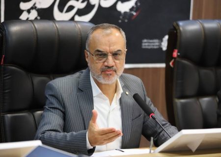 نگاه ما باید از مدرسه به عنوان یک واحد صنفی فاصله بگیرد / جلوگیری از برخوردهای سلیقه‌ای در اخذ عوارض از مدارس غیردولتی /ضرورت تشکیل کارگروه ویژه برای رفع چالش‌های مؤسسان مدارس غیر دولتی
