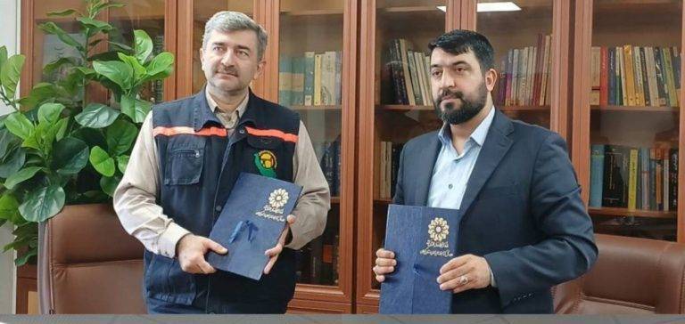 امضای تفاهمنامه همکاری مشترک میان شرکت توزیع برق گیلان و ادارهکل کتابخانههای عمومی استان