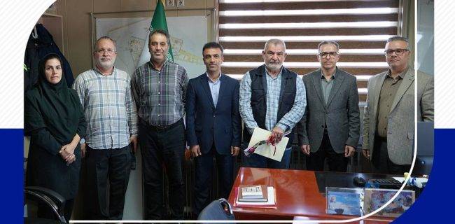 مدیرکل بنادر و دریانوردی استان گیلان به دیدار کارکنان ایثارگر رفت