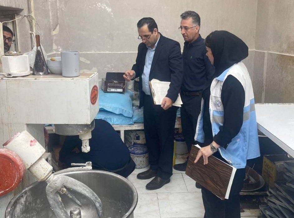 بیش از ۱۰۰ کیلوگرم اقلام تاریخمصرفگذشته در بازرسی مشترک معدوم شد