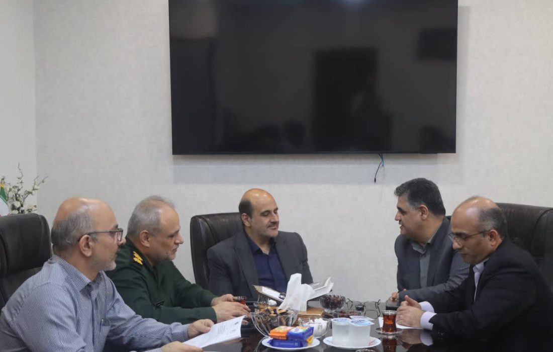 امضای تفاهمنامه اجرایی پروژه آسفالت معبر دسترسی به مزار سردار سرافراز اسلام شهید محمدعلی حقبین